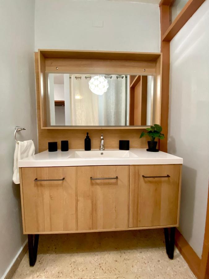 Bee Inn Puerto Rico Charming Urban Apartment In סן חואן מראה חיצוני תמונה