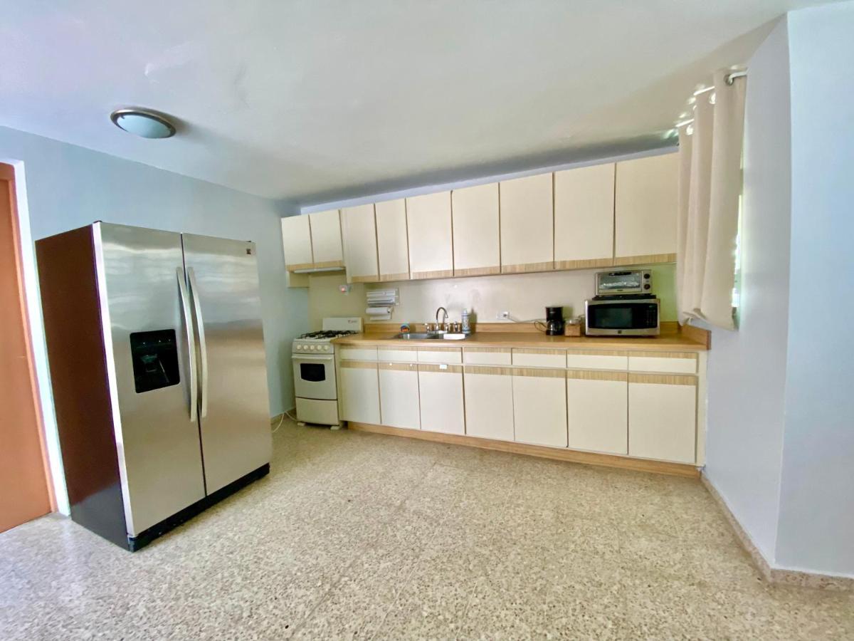 Bee Inn Puerto Rico Charming Urban Apartment In סן חואן מראה חיצוני תמונה