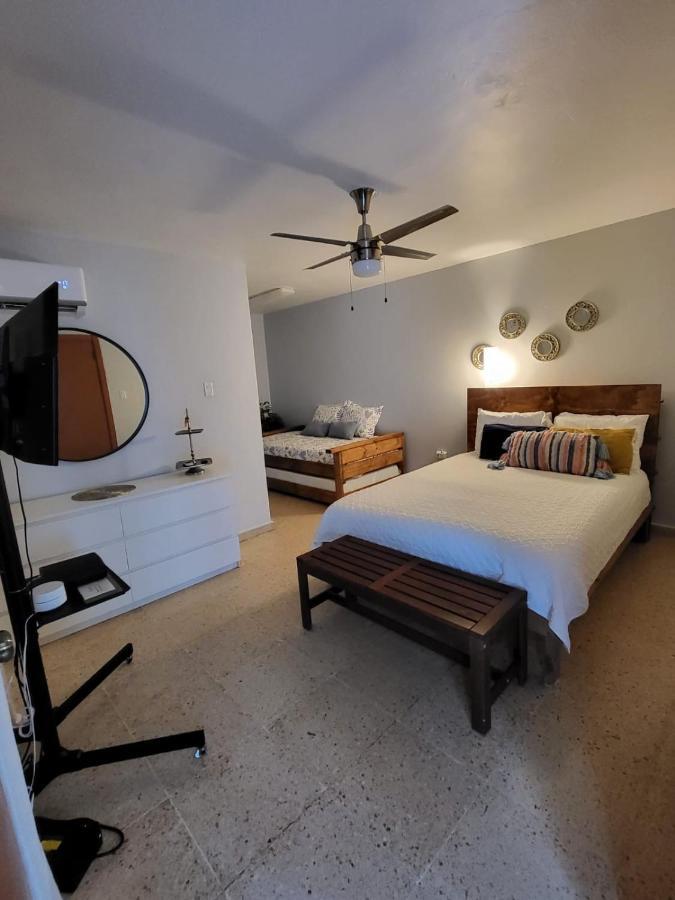 Bee Inn Puerto Rico Charming Urban Apartment In סן חואן מראה חיצוני תמונה