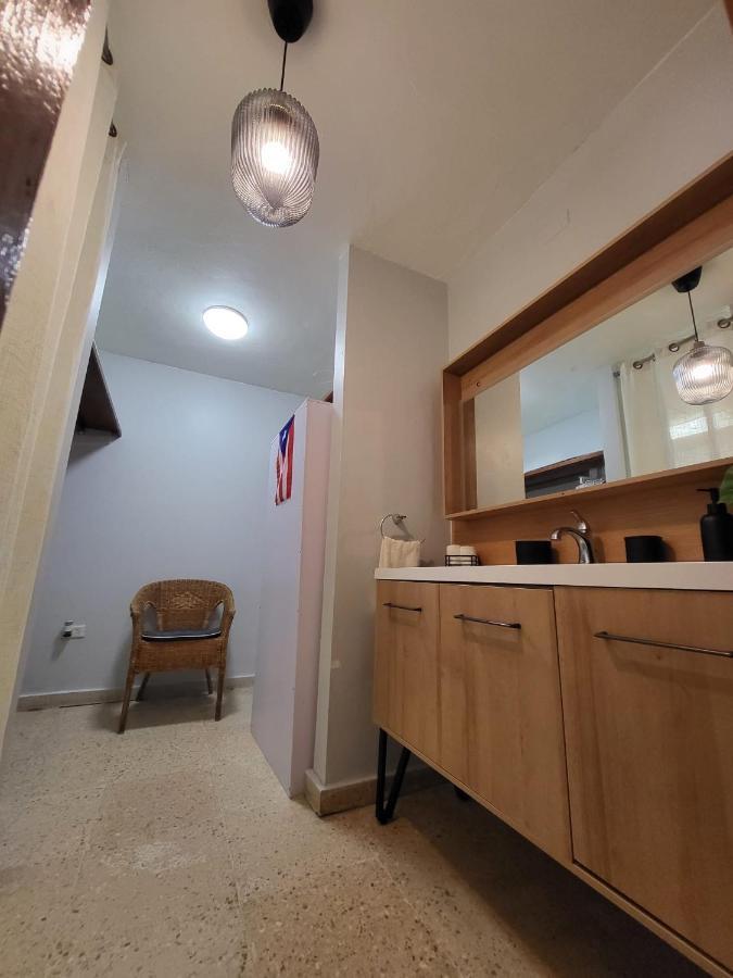 Bee Inn Puerto Rico Charming Urban Apartment In סן חואן מראה חיצוני תמונה