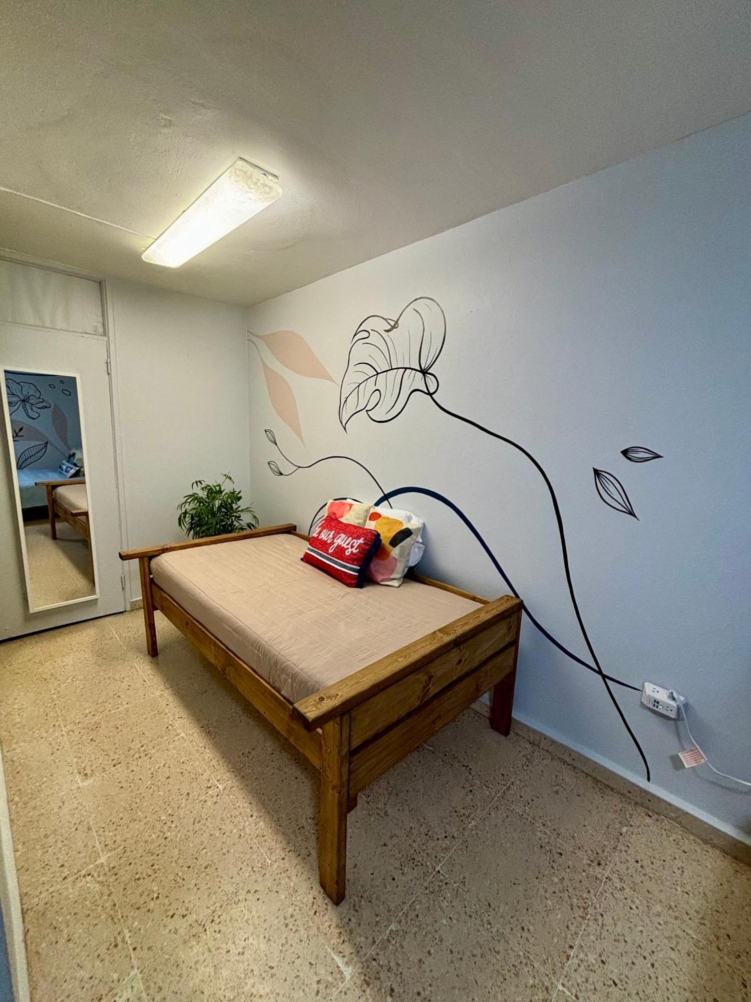 Bee Inn Puerto Rico Charming Urban Apartment In סן חואן מראה חיצוני תמונה
